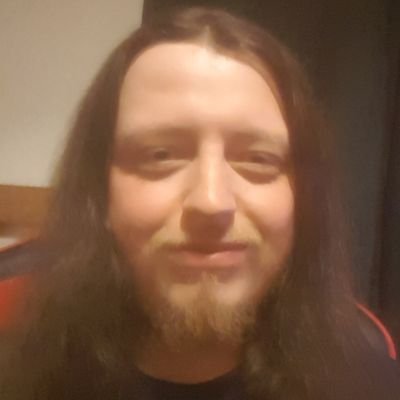 PauloPelle94's profile picture. ♂️🌍🇬🇧🇮🇹🏳️‍🌈☮🐶🎮⚽️🎭