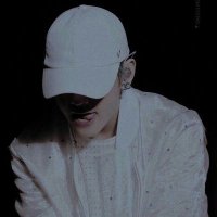 | 𝗦𝘁𝗮𝗿⁷| (@a_human__) 's Twitter Profile