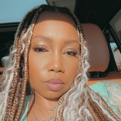 MsColaB214's profile picture. Mom, Wife, Wine Connoisseur, and Small Business Owner