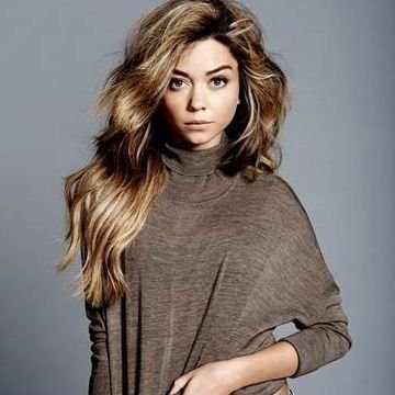 Dynamite comes in small packages! 5'2 & Full of Sass! @HalfbreedDoc is my bio dad. {#RP21/#NSFW/#OC/#BDB} #NotSarahHyland