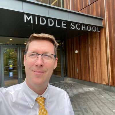 Middle School Head, history buff, proud parent/husband, comic book nerd, coach, online educator, co-founder of @CSLLShorecrest. Tweets are my own views.