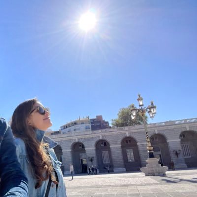 JuliaRecaldeRe1's profile picture. Pinturas 🖼️ Fotografía📸, cine 🎞️📽️viajar 🚍🛄🛬…medicina interna, aprendiz de reumatología 👩🏻‍⚕️💊