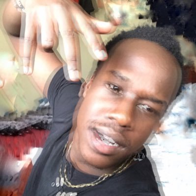 erv1nn's profile picture. 