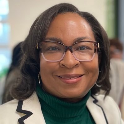 LisaBar29093512's profile picture. 