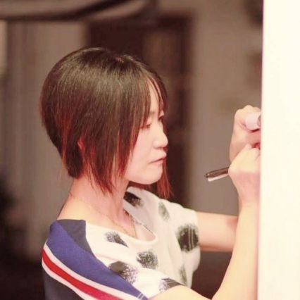 🎨詩語り画家/Painter/Illustrator | 🖌️抽象画・キャラクター画 | #コミティア や #画家の小道 、企画展などに出展 | ⚓はまのたこいか(@hamanotakoika)でも活動 | 👘あにちぶ(@anichibu37)キャラクターデザイン|✒️ライター専用:@RinAone0206