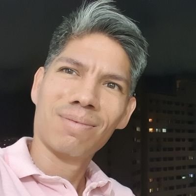 Ingeniero y periodista.
Me leen en el #Vaticano.
Entre México, España y #Venezuela.
¡Solo Dios basta! 🇻🇪🇻🇦🇮🇹🇪🇸