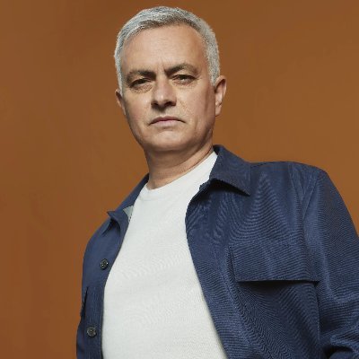 “El fútbol está lleno de filósofos, cada vez más lleno de gente con fantásticas teorías filosóficas”.. JM