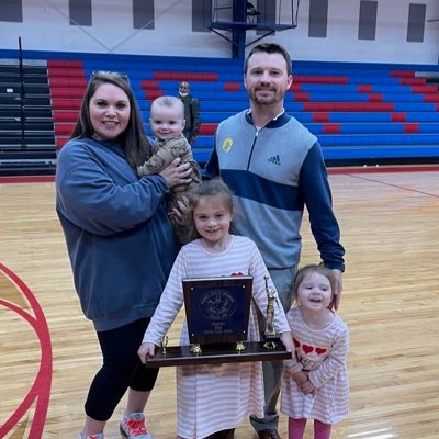 Father of two beautiful girls and a cute little boy, Husband, AD and Head Boys Basketball Coach at St. Joseph Catholic School! #OWE