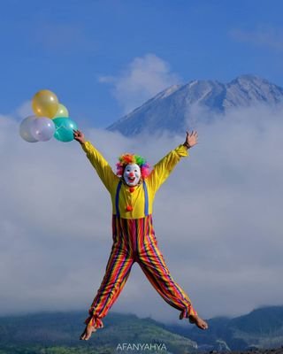 Neuralism34's profile picture. I don't care who you are