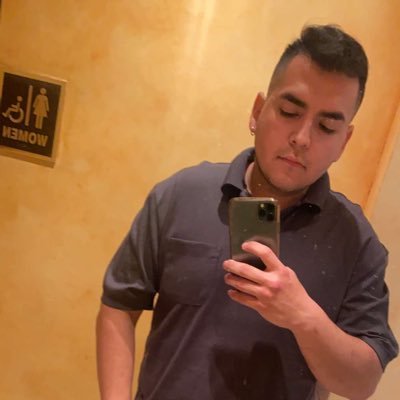 AndresOateO's profile picture. My dream is to pull up in a foreign, in a foreign country. ya feel ?