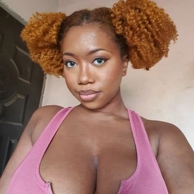 Regular girl 🌸
Mostly retweets. IG: bbymarise
She/her