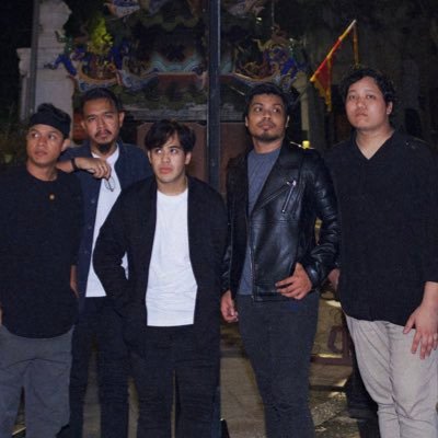 Click the link below to listen to  ‘Keringatmu’ ❤️‍🩹 Kuala Lumpur/Penang based alternative rock band. Contact us via +60 19-4714230 for any business enquiry