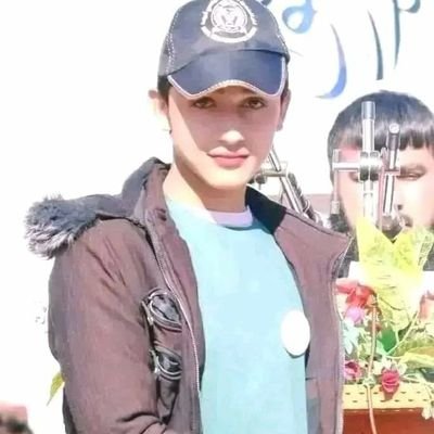 خفه شــــــوي یمه ژونده محـــــــترمه
څـــه له تانه څه له ځانه څـــه له چانه
🍃🌺🍃