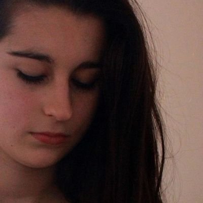 Fak2eukiswuu's profile picture. 💯 Follow ↩️🔙