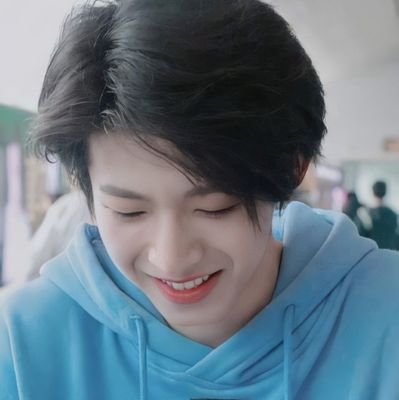 liuai__'s profile picture. Mood 🌃
ไม่ชอบเล่น สมัครไว้เฉยๆ