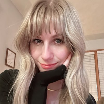 jaimielleek's profile picture. My go-to karaoke song is Jesus of Suburbia. she/her IG: @jaimielleek