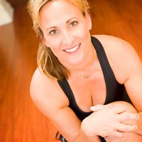 Denise Cook - @Denisecyoga Twitter Profile Photo