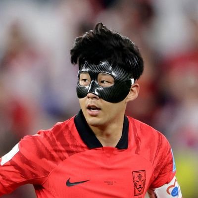 CesareCastillo's profile picture. Fortunately a Youthia