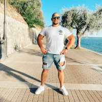 MrColinStock (@b1406ban) 's Twitter Profile