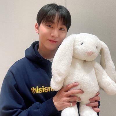 저희애 건들이면 물어요 + 말이 많이 거칠어요