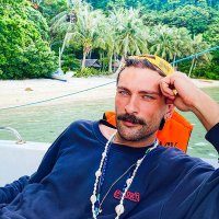 lavi (@lavisuniverse) 's Twitter Profile Photo