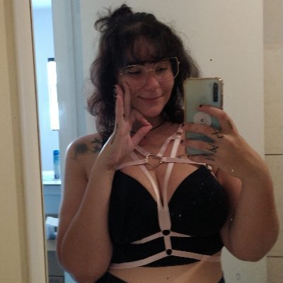 🔴 Live now | 🌈 twitch.tv/blossomnyx666さんのプロフィール画像