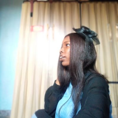 Ella_harrowel's profile picture. Telling these stories as they happen.