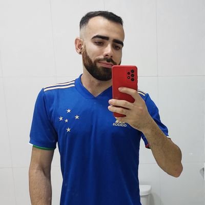 leodumont96's profile picture. Café ☕️, Código 💻 , Cannabis 🍁 e @Cruzeiro 💙🤍

⭐️ PT 🚩

Full-Stack Developer

PT/EN/ES

🏳️‍🌈