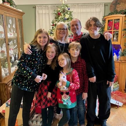 NickyK360's profile picture. I am a woman who loves God and my country. A wife, mother and grandmother.  My desire is to help people know the saving grace and love of Jesus.