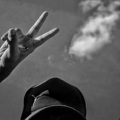 vicky_xzone's profile picture. Movie Review || I am a public  || watch it feel it write it