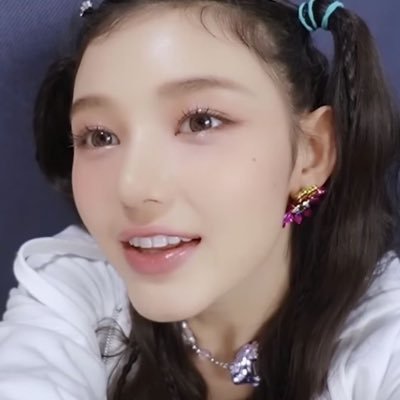 I__SLAND__'s profile picture. ꯁ #뉴진스 ꯁ #다니엘 ꯁ