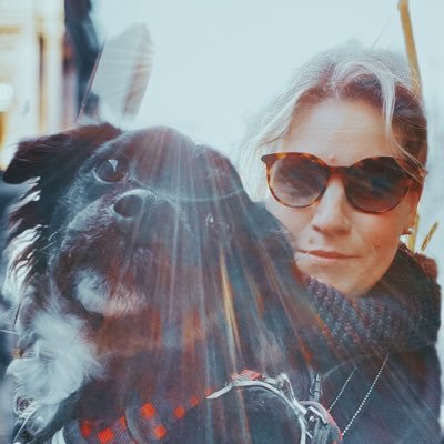 MonaJohns_'s profile picture. It's all about #business & turning great ideas into reality! ✨ Passionate about #plantbasedfood 🌱 #healthyeating 🥗 #exercise 🏋🏼‍♀️ & #dogs 🐕‍🦺