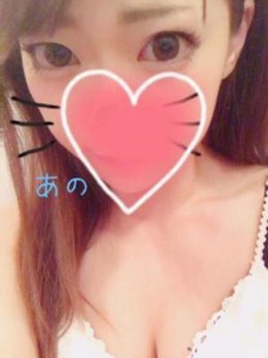 22才の女子大生。うらあか(*'ω'*)すぐに濡れます。本当です。