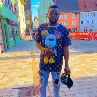 I am unstoppable because I was born to Shine 🤑😍 If i follow you kindly follow back. please don’t come to my DM without my permission Thanks in advance 🙅♂️