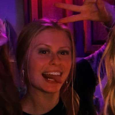 GracingTheStars's profile picture. big scary creature 🦎 she/her