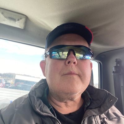 JoeGreenGold's profile picture. 