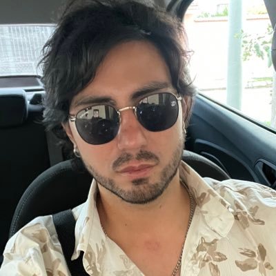 luchybazan93's profile image