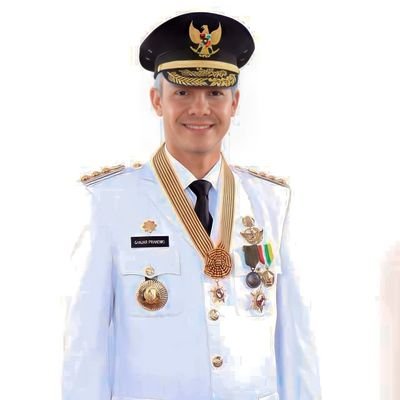 Tuan ku ya rakyat ,gubernur cuma mandat