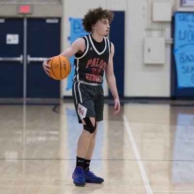 C/O: 2024 | 4.5 GPA | 6’0 180 lbs PG | 1st Team All Bay League, 1st Team All Area | IG: @alex_hassanein