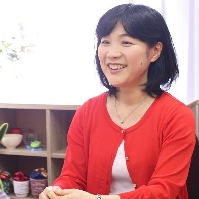 大学職員→フリーランス｜大学生の就職支援、企業従業員のキャリア支援10年以上｜経営者と従業員とこれから社会に出る学生の“間”をつなぐ｜人と組織のより良い関係づくり｜キャリア相談｜新入社員の定着率アップ