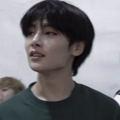 entj | ♊ | 2w1 | so/sx | stay/blink/moa/exo-l | вообще я никто, но ты можешь звать меня мамой #RussiaIsATerroristState #takecareof_straykids #IStandWithIsrael
