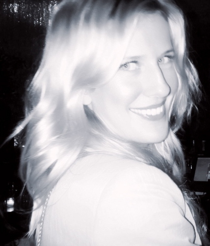 LadyKaylaBird's profile picture. Big Apple Based 
Creative Communications Consultant, 
Design + Fashion Blogger http://t.co/RzqTBBs1Tb