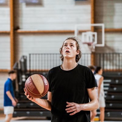 6’9 Yavapai College, AZ Prescott | France