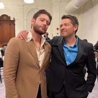 Crazy4Mish&Jen(@hugsandsnugs67) 's Twitter Profile Photo