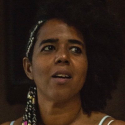 Artista visual, fotógrafa, curadora, rádio host, escritora e editora baseada no Brasil.