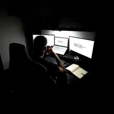 yutakaToshika's profile picture. 