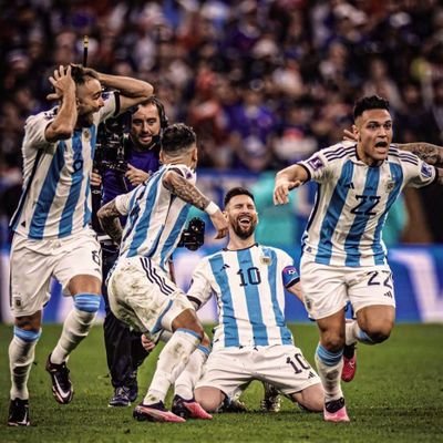 aikram1996's profile picture. ♡:اعذرني لا قسيت 💔:والله انڪ بمفارق مثل حد السيف🌹💔🔥