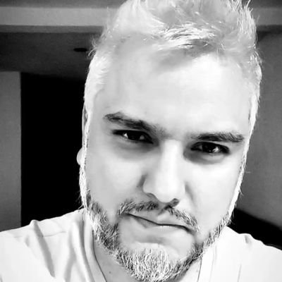 AlfredFragosso's profile picture. Le hago a eso del marketing digital. SEO | SEM | Web Analytics | DataViz | GTM | Web developer | UX/UI | CRO | Vendo tamales los domingos...