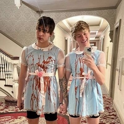 Hi,I'm a new Sam And Colby fan,I hope I can gain followers and stuff,love yall,let's be friends!