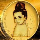 Missy 💛👑's avatar